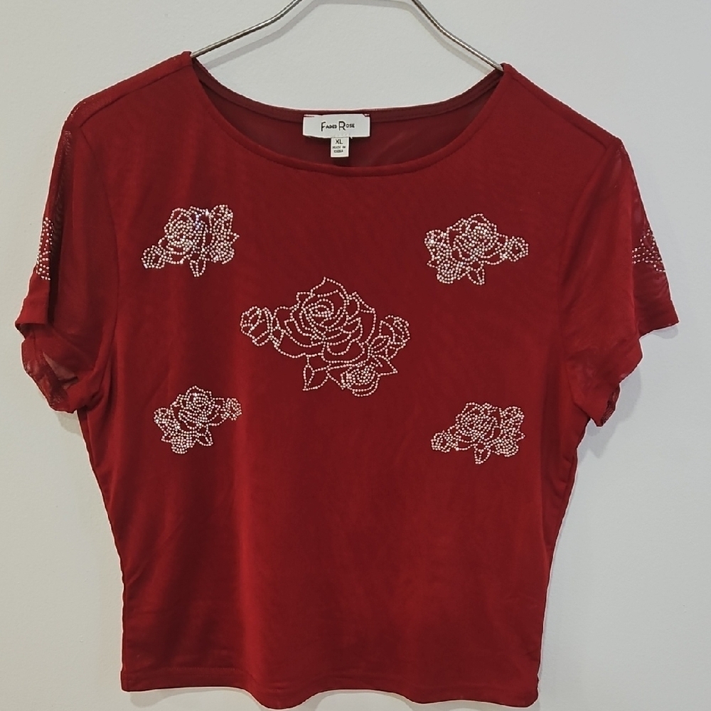 Red Floral Embellished Women's Short Sleeve Top